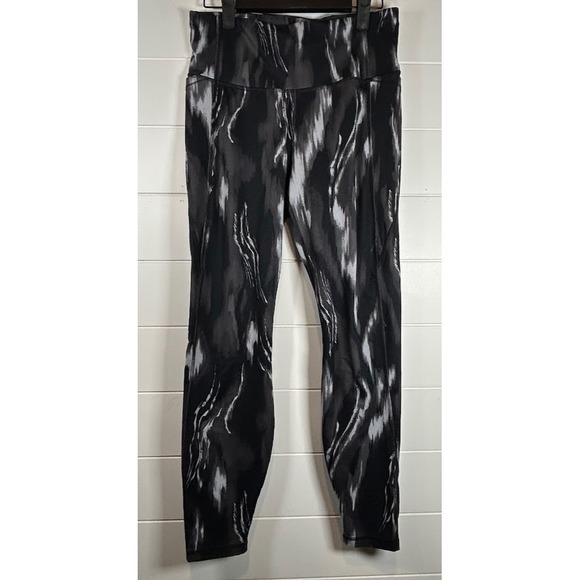 all in motion Pants - All‎ in Motion Women's Medium Athletic 7/8 Leggings Black Gray White Print